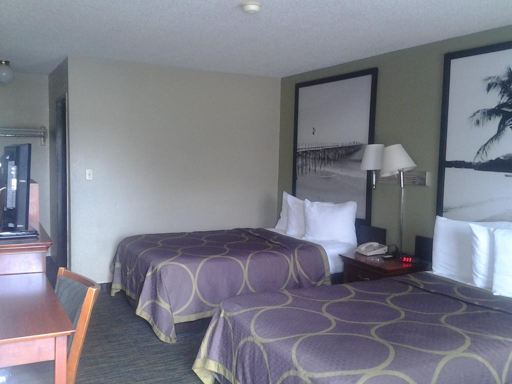 Super 8 By Wyndham Panama City Exterior foto
