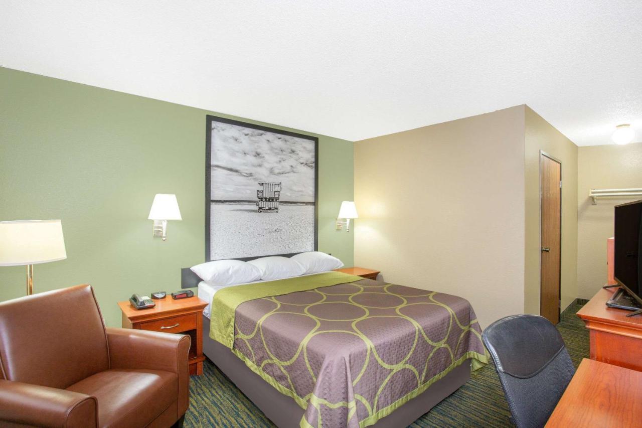 Super 8 By Wyndham Panama City Exterior foto
